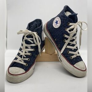 Women’s Size 6 Navy Eyelet Converse Hightops
